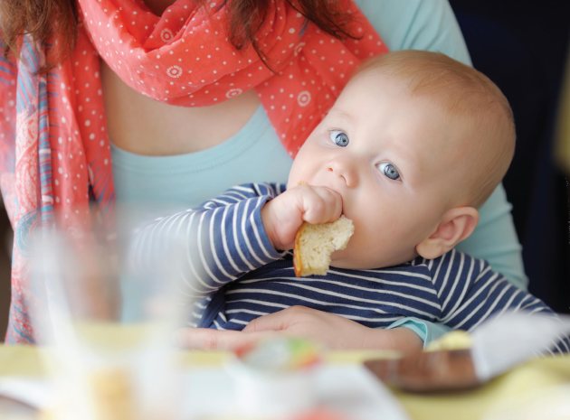 Why It’s Time to Let Babies Lead Their Feeding