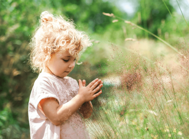 Outdoor learning in Early Years – Encourage families to take their children outside