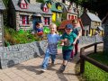 Learning with Longleat