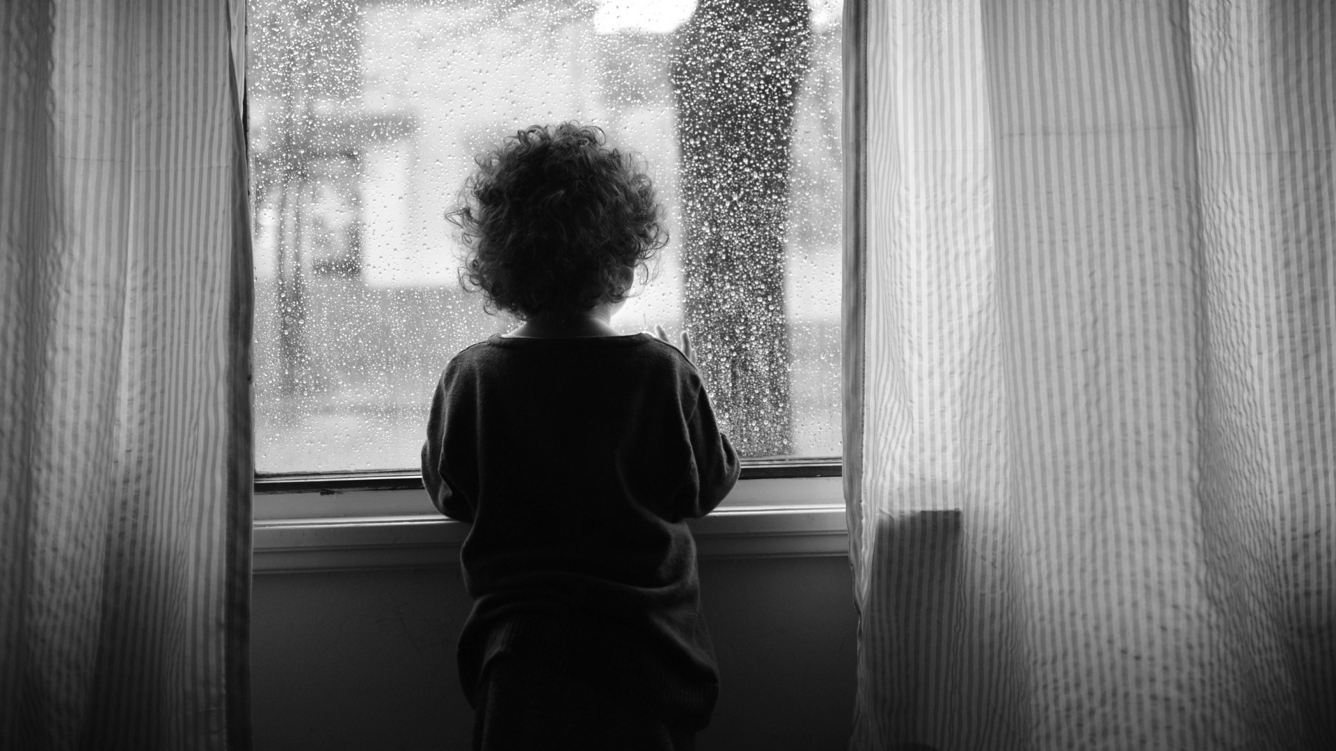 Low-income families – Why they continue to lose out
