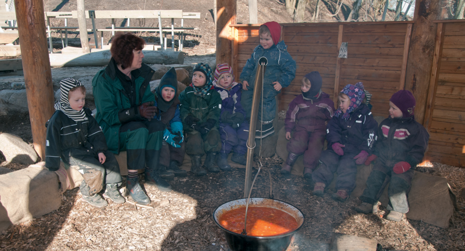 Forest schools in Early Years – What they are, where they started and their ethos