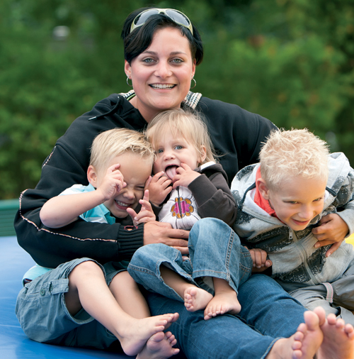 Easy Ways Early Year Settings Can Engage With Mums and Dads